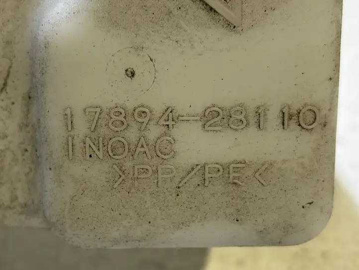 Toyota RAV 4 (XA30) (2006 - 2016)  1789428110 Другая внешняя деталь