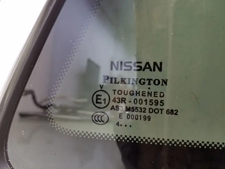 Nissan Qashqai (2013 - 2017) AS3 Заднее боковое стекло — фото 3