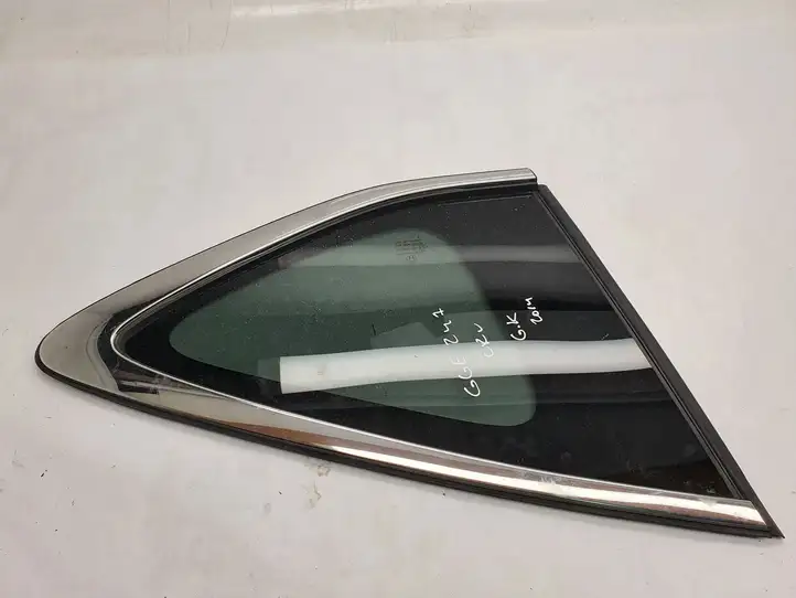 Honda CR-V (2012 - 2016) Заднее боковое стекло — фото 1