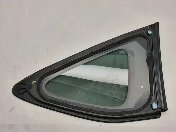 Honda CR-V (2012 - 2016) Заднее боковое стекло — фото 3