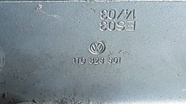 Volkswagen Touran I (2003 - 2010) 1T0823301 Петли капота — фото 2