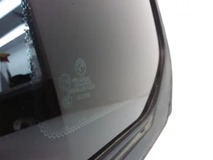 BMW X3 F25 (2010 - 2017) Заднее боковое стекло — фото 3