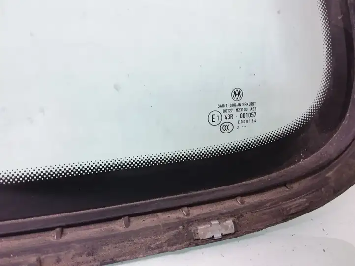Volkswagen PASSAT B7 (2011 - 2014) Заднее боковое стекло — фото 2