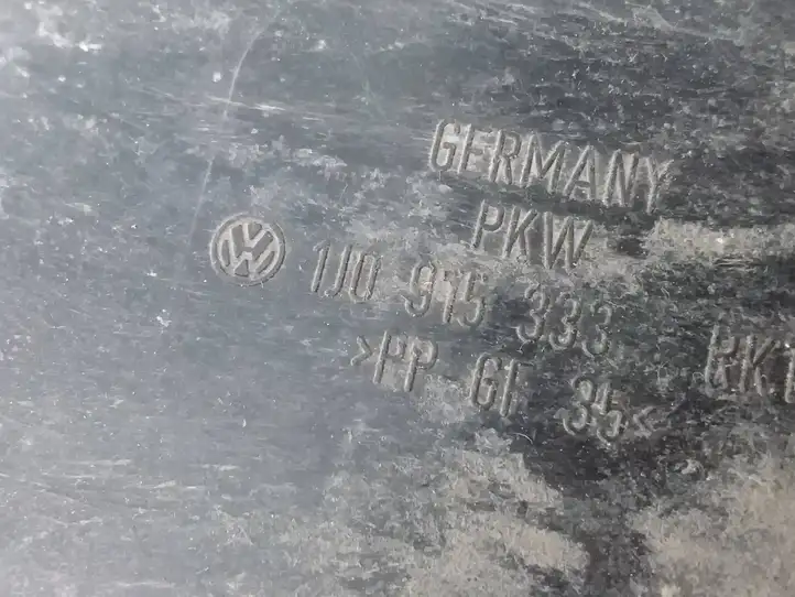 Volkswagen Golf IV (1998 - 2005) 1J0915333 Площадка аккумулятора — фото 3