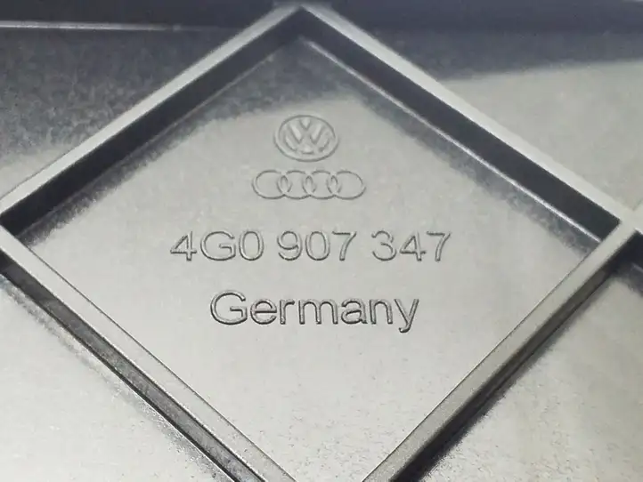 Audi A6 C7 (2011 - 2014) 4G0907347 Прочие детали салона — фото 3