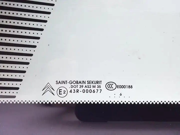 Citroen C6 (2005 - 2012) 43R000677 Заднее боковое стекло — фото 3