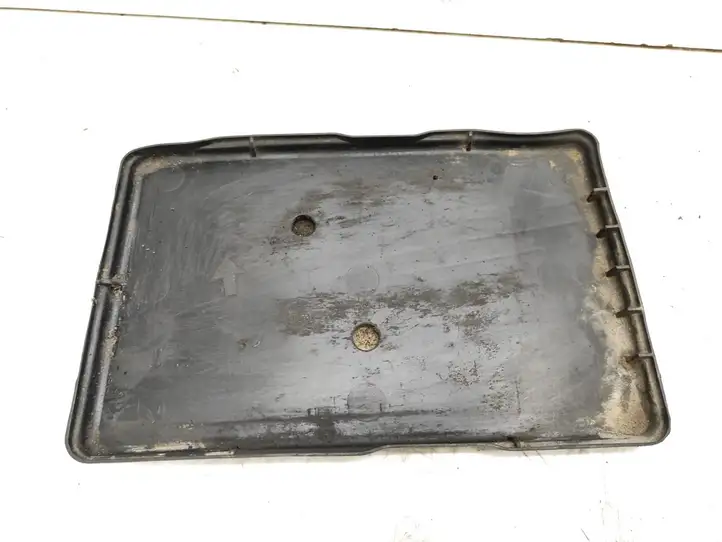 Toyota Avensis T250 (2003 - 2006) 7443102040 Площадка аккумулятора — фото 1