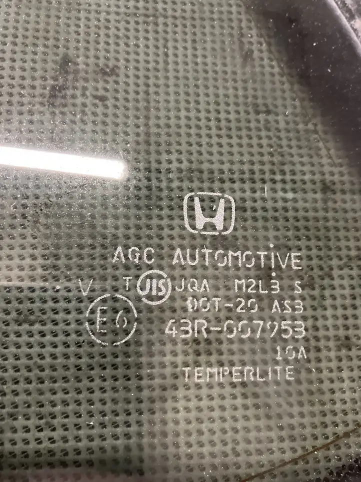 Honda Accord (2008 - 2016) Заднее боковое стекло — фото 2