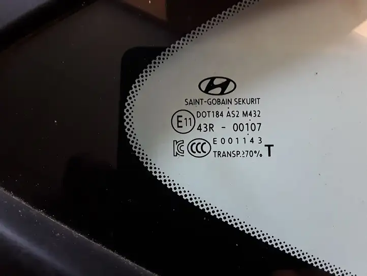 Hyundai Tucson LM (2010 - 2015) E1143R00107 Заднее боковое стекло — фото 3