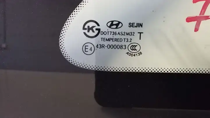 Hyundai i40 (2011 - ) 43R000083 Заднее боковое стекло — фото 3