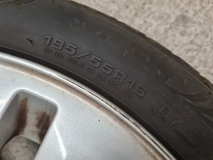 BMW 1 E81 E87 (2004 - 2011)  6779786 Обод (ободья) колеса из легкого сплава R 16