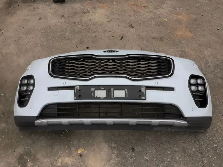 Kia Sportage (2016 - 2018)   Передний бампер