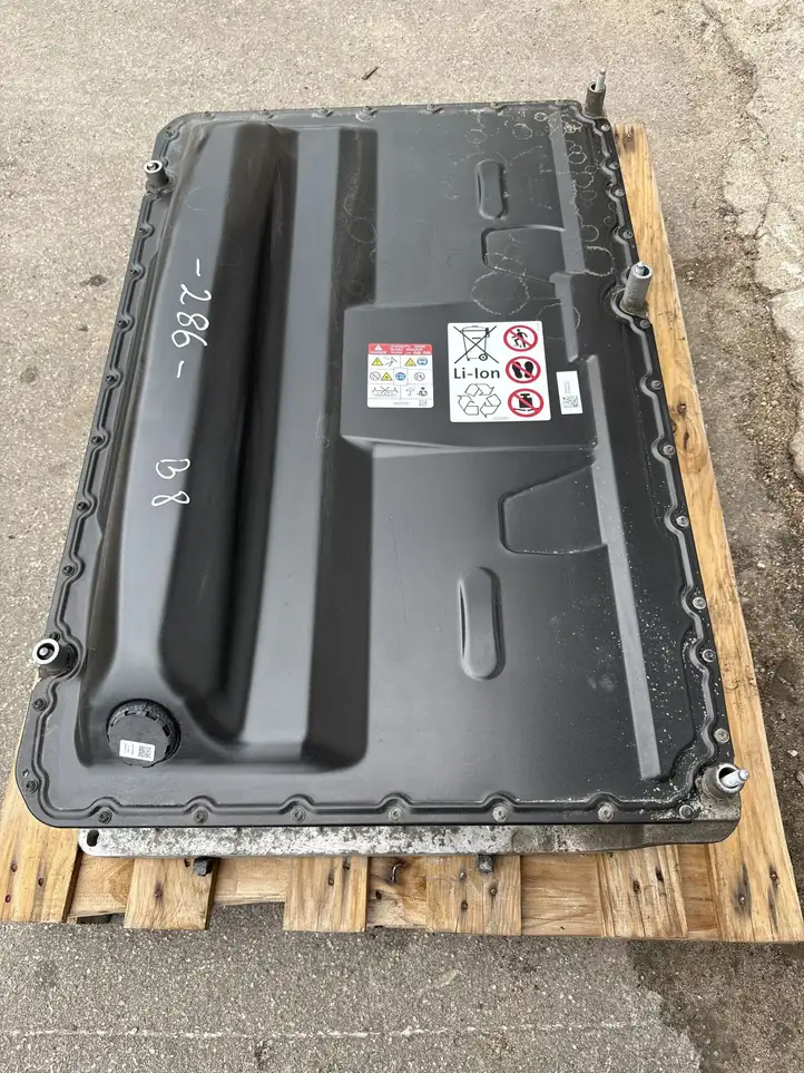 Volkswagen PASSAT B8 (2015 - ) 3Q0804841F Модуль аккумуляторной батареи гибридного автомобиля / электромобиля — фото 14