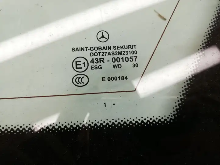 Mercedes-Benz E W212 (2009 - 2016) A2126702212 Заднее боковое стекло — фото 2