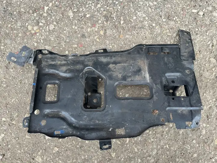 Citroen C4 Grand Picasso (2013 - 2016) 967501928001 Площадка аккумулятора — фото 1