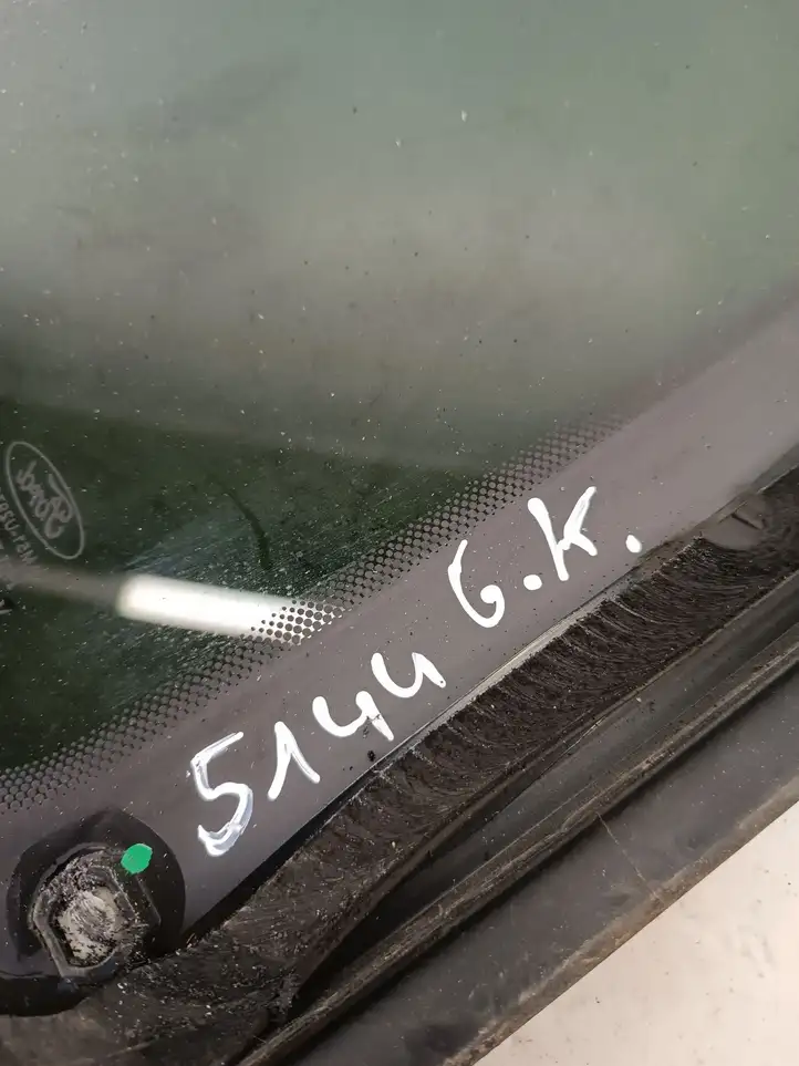 Ford Focus Grand C-MAX (2010 - 2019) AM51U29751E Форточка двери — фото 3