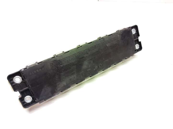 Mercedes-Benz C W205 (2014 - 2021)  2058600302 Подушка безопастности колен