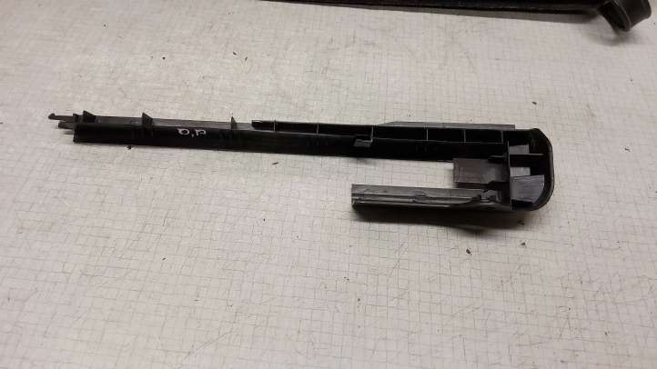 Audi A4 (2000 - 2006)  8E0881478B Отделка лыжи переднего сиденья пассажира
