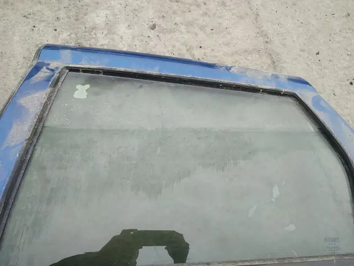 Fiat Punto (188) (1999 - 2010) Стекло задней двери — фото 1