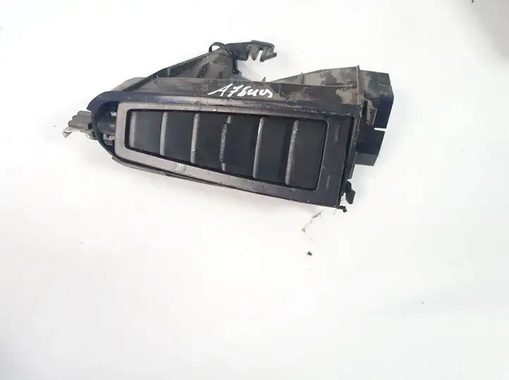 Citroen C4 I Picasso (2006 - 2013) 9657691577b02 Центральный воздушный дефлектор — фото 1