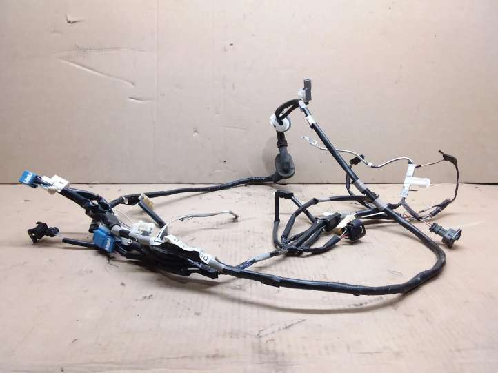 Toyota Avensis T270 (2009 - 2012)  8218405150D Проводка крышки багажника