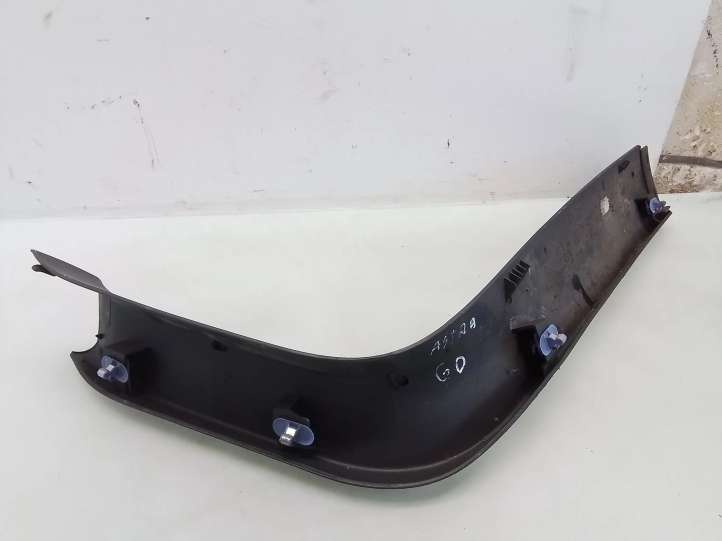 Opel Astra (2004 - 2009)  332004790 Боковая отделка (у окна)