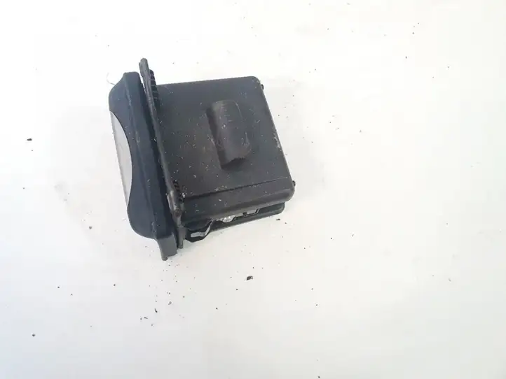 Honda Civic (2006 - 2011) Передняя пепельница — фото 3