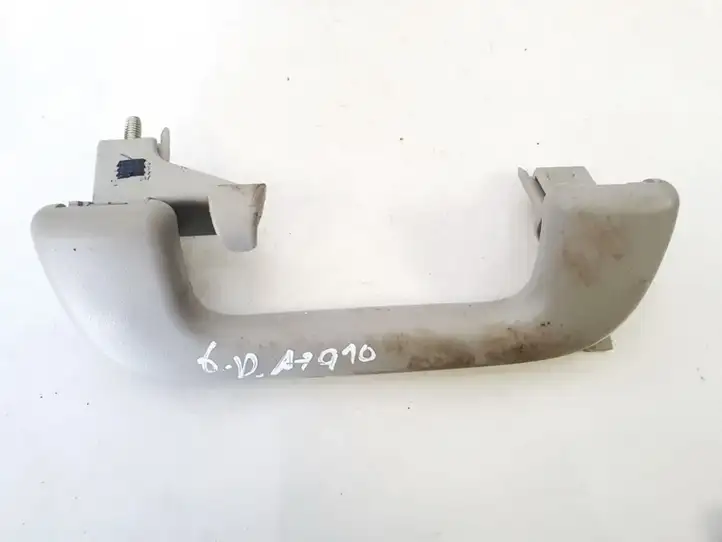 Toyota Corolla Verso AR10 (2004 - 2009) Потолочная ручка задняя — фото 2