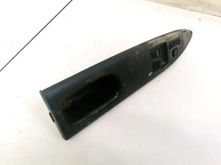 Toyota Avensis T220 (2000 - 2003) Блок кнопок стеклоподъемников — фото 1