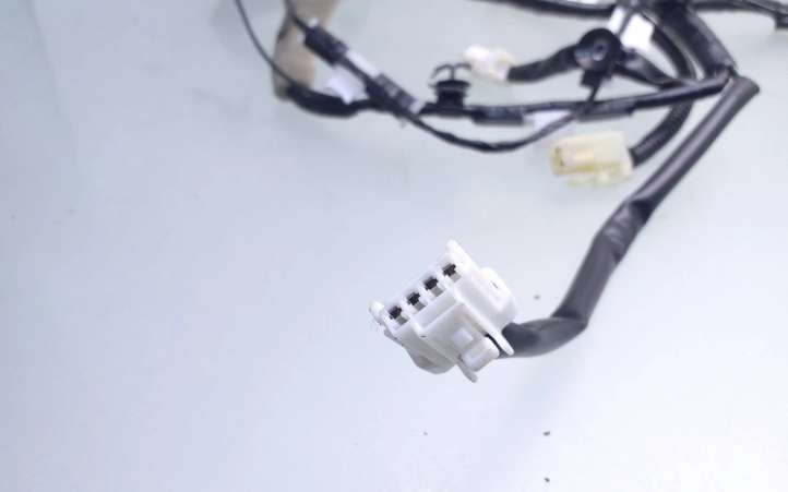 Subaru Impreza IV (2013 - 2016)  81812FJ100 Проводка крышки багажника