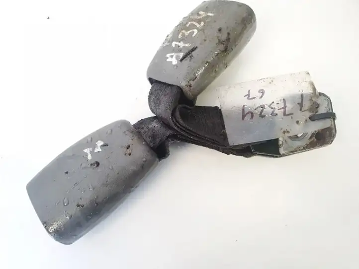 Jeep Grand Cherokee (WK) (2004 - 2010) Задний средний замок ремня — фото 2