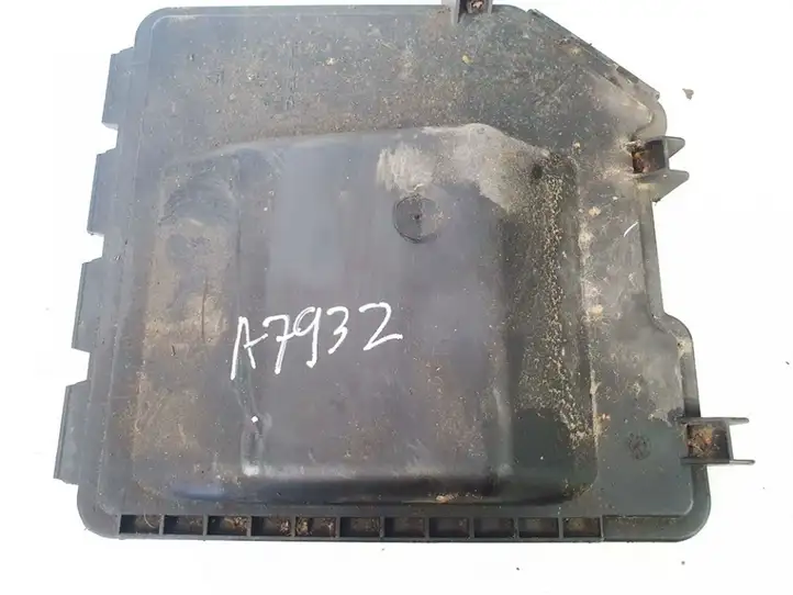 Opel Meriva A (2002 - 2006) 13144736 Крышка ящика предохранителей — фото 2
