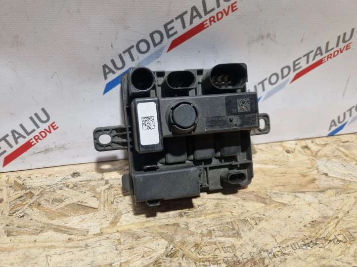 BMW 2 F22 F23 (2013 - 2017)  7633242 Блок управления питанием