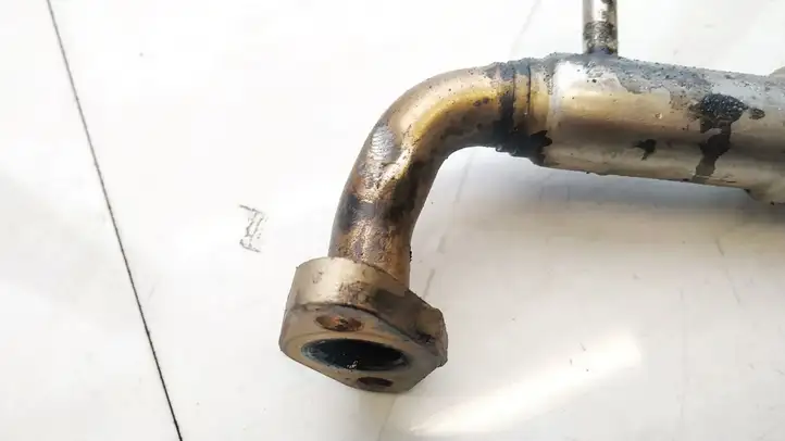 Toyota RAV 4 (XA20) (2000 - 2005) Трубка EGR — фото 3