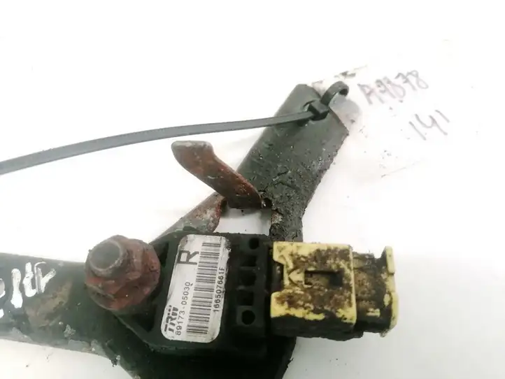 Toyota Avensis T250 (2003 - 2006) 8917305030 Датчик удара SRS — фото 3