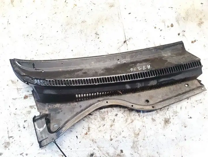 Toyota Corolla Verso AR10 (2004 - 2009) 557810f010 Жабо стеклоочистителей — фото 1