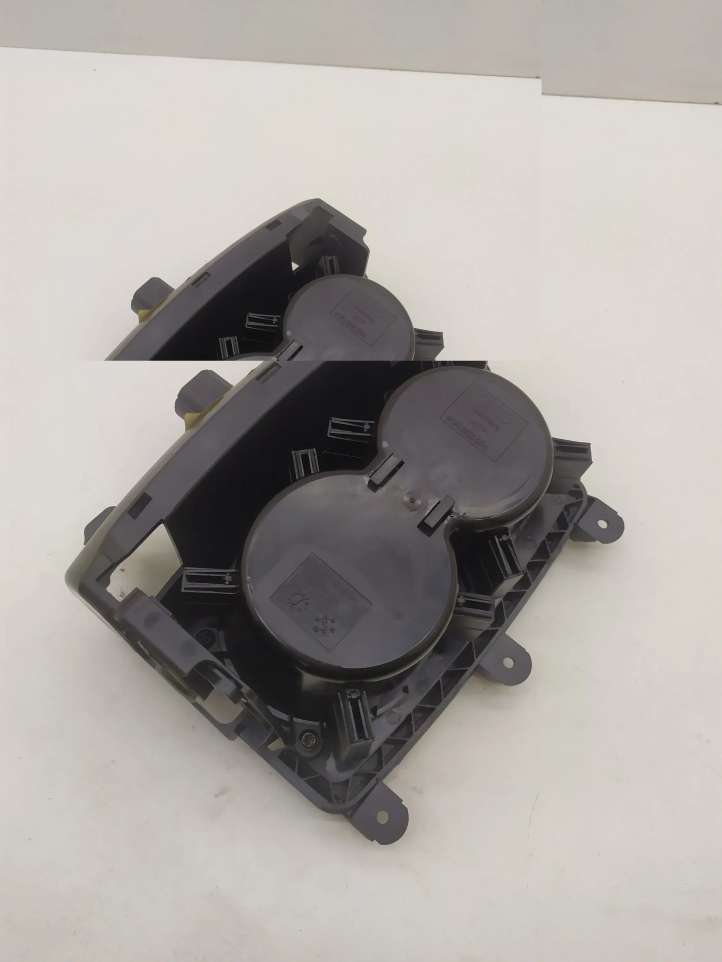 Audi A7 (2010 - 2014)  4G0862534B Держатель чашки