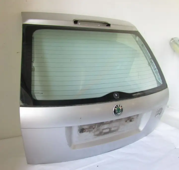 Skoda Fabia Mk1 (6Y) (1999 - 2007) Крышка багажника — фото 2