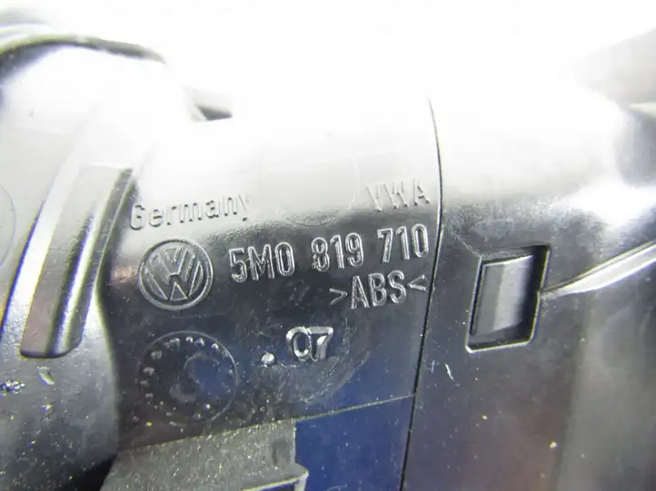 Volkswagen Golf Plus (2004 - 2008) Центральный воздушный дефлектор — фото 6