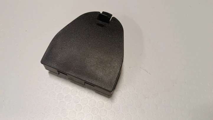 Audi A4 (2007 - 2011)  8T0860285 Держатель аварийного знака