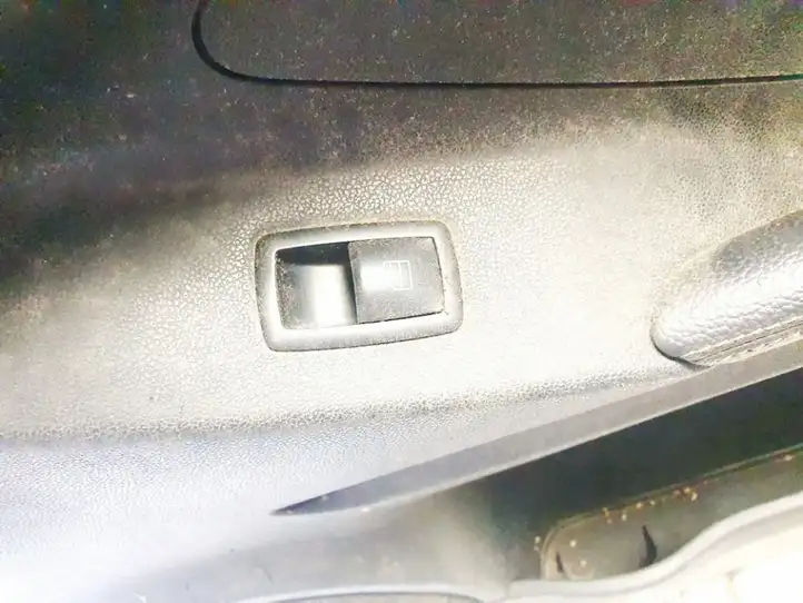 Mercedes-Benz ML W164 (2005 - 2011) Кнопка стеклоподъемников — фото 3