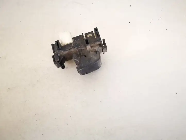 Toyota RAV 4 (XA30) (2006 - 2016) Кнопка стеклоподъемников — фото 1