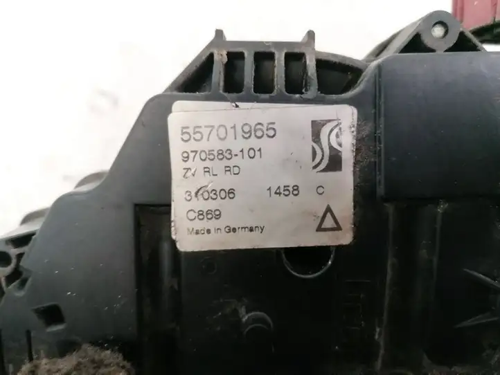 Fiat Punto (188) (1999 - 2010) 55701965 Замок задней двери — фото 3