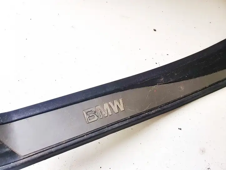 BMW 5 E60 E61 (2004 - 2010) 51477034305 Внутренняя отделка заднего порога — фото 2