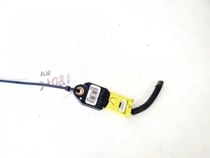 Toyota Auris 150 (2006 - 2012) 8983102080 Датчик удара SRS — фото 2