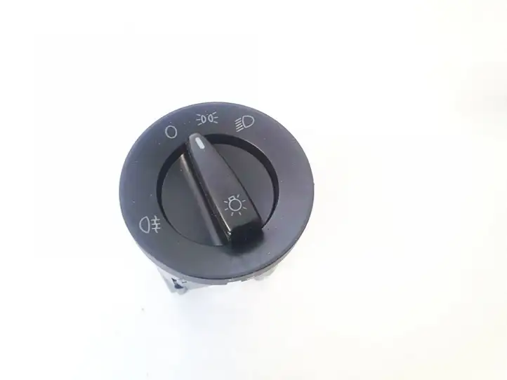 Skoda Praktik 5J8 (2007 - 2014) 3b0941531b Включатель фонарей — фото 1