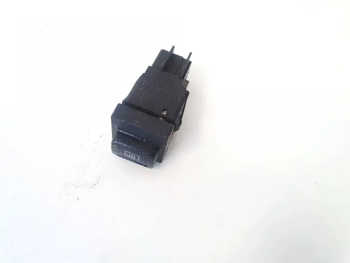 Skoda Praktik 5J8 (2007 - 2014) 5j0959621 Кнопка обогрева стекла — фото 2