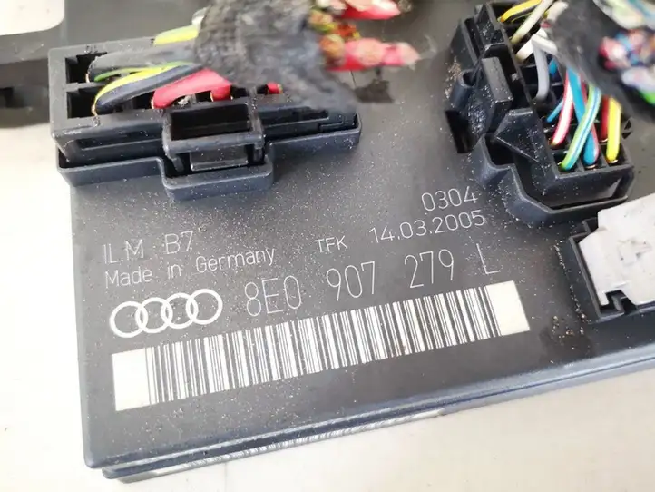 Audi A4 S4 B7 8E 8H (2004 - 2009) 8e0907279l Модуль комфорта — фото 2