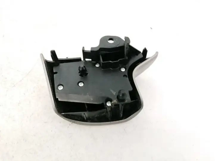Toyota Auris 150 (2006 - 2012) Кнопки на рулевом колесе — фото 2