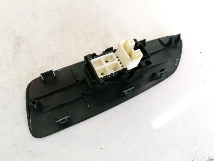 Toyota Auris 150 (2006 - 2012) 7423102530 Блок кнопок стеклоподъемников — фото 2